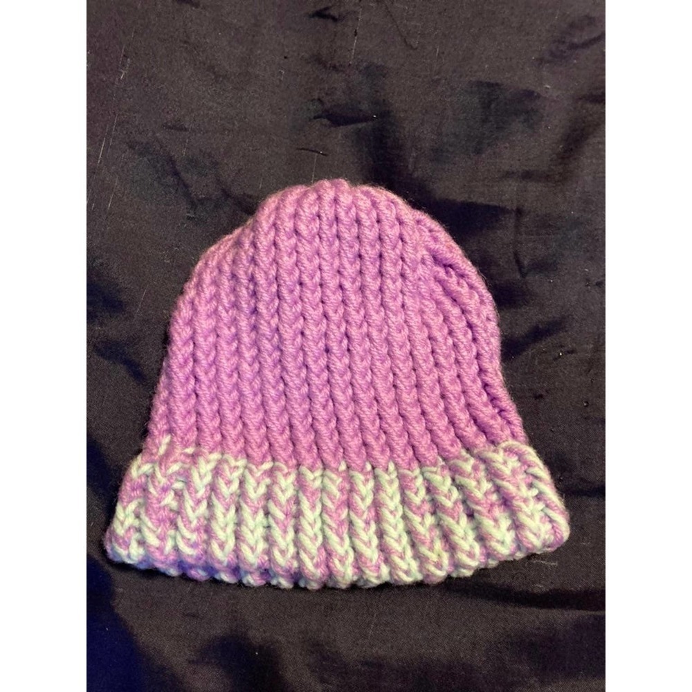 Handmade baby hats (bundle of 8) - Picture 2 of 9